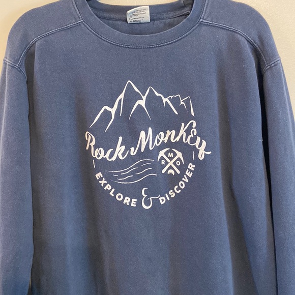 Comfort Colors Tops - Comfort Colors, Rock Monkey Outfitters Sweatshirt